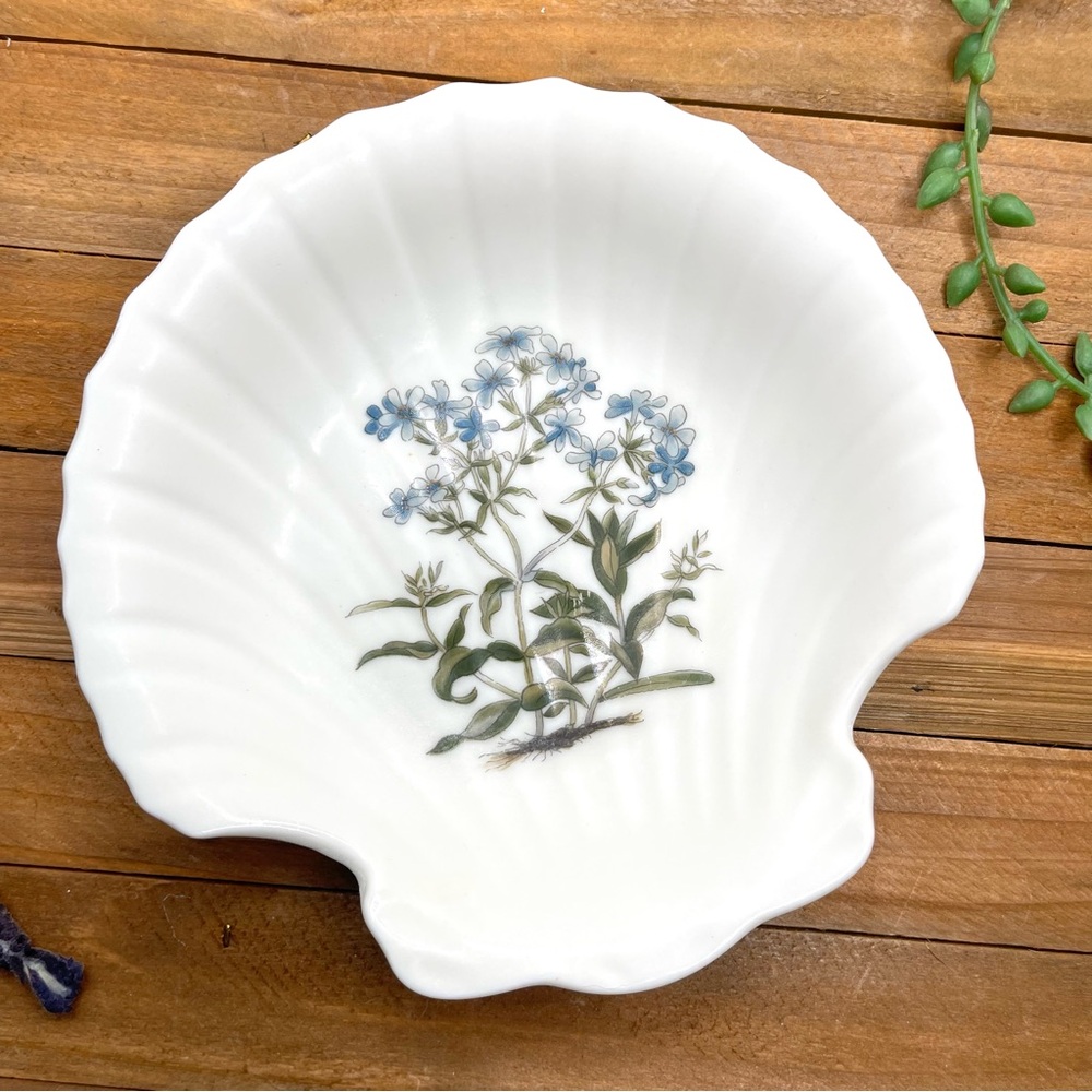 Vintage Botanica San Francisco Porcelain Floral Shell-Shaped Dish